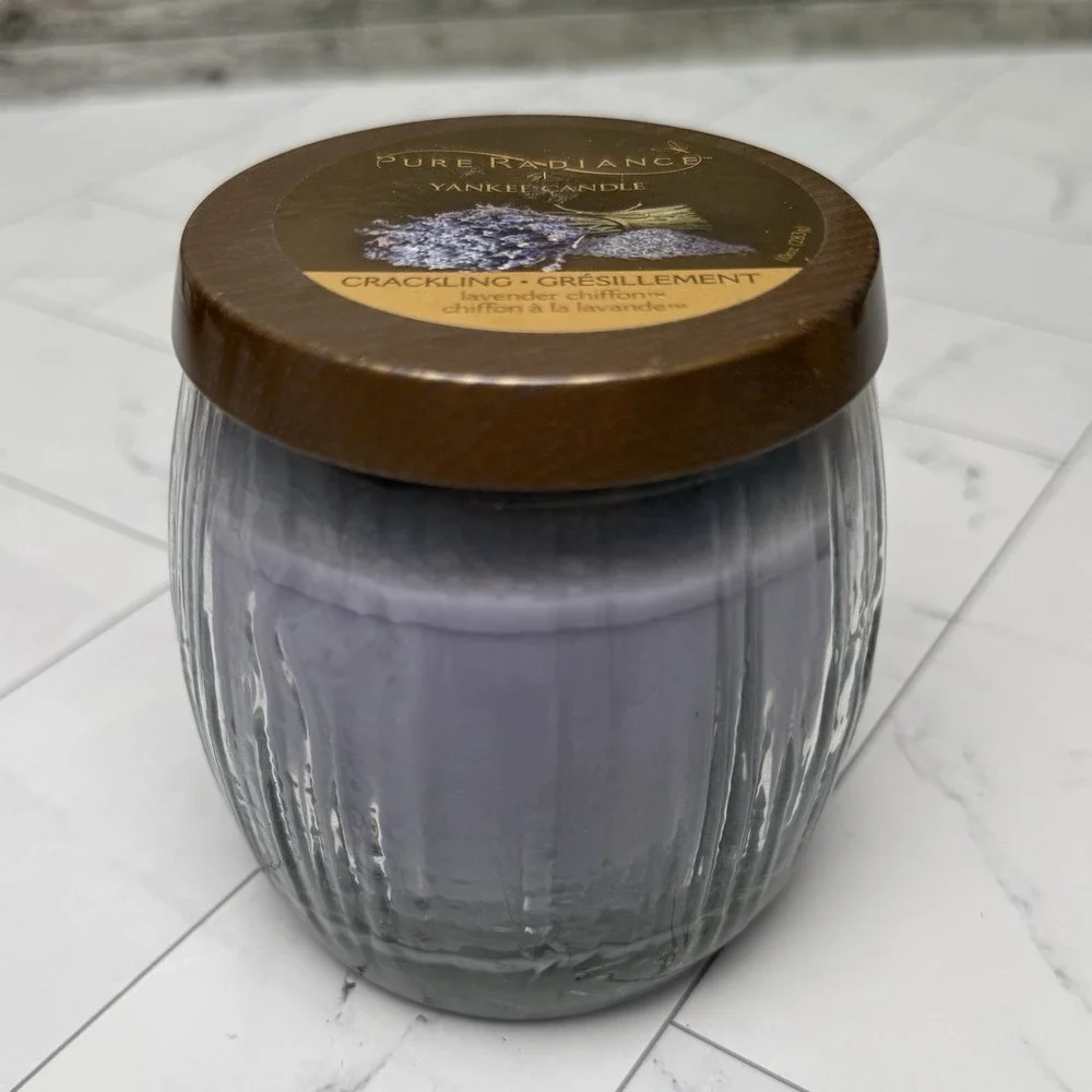 Yankee Candle Pure Radiance Crackling Lavendar - 10 Ounces
